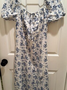 White Floral Puff-Sleeve Midi Dress with Blue Print